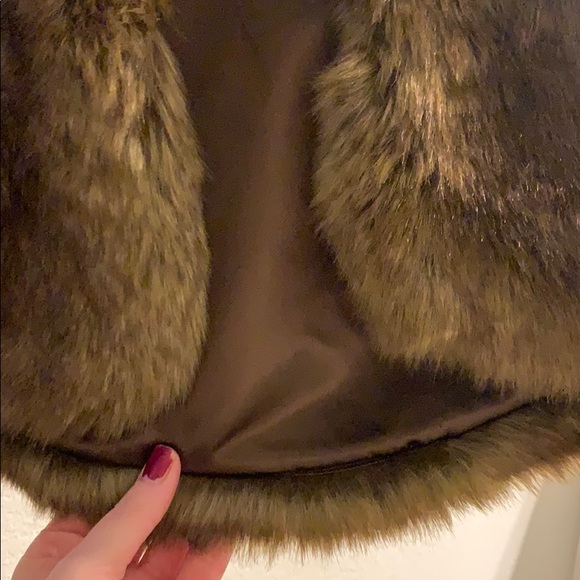 Ralph Lauren 3T Faux Fir Vest - Picture 4 of 4